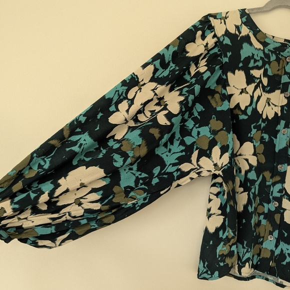 LOFT Floral Flowy Button Up Blouse Top Rayon Long Balloon Sleeve - Picture 4 of 9